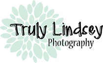 Truly Lindsey Photography Logo